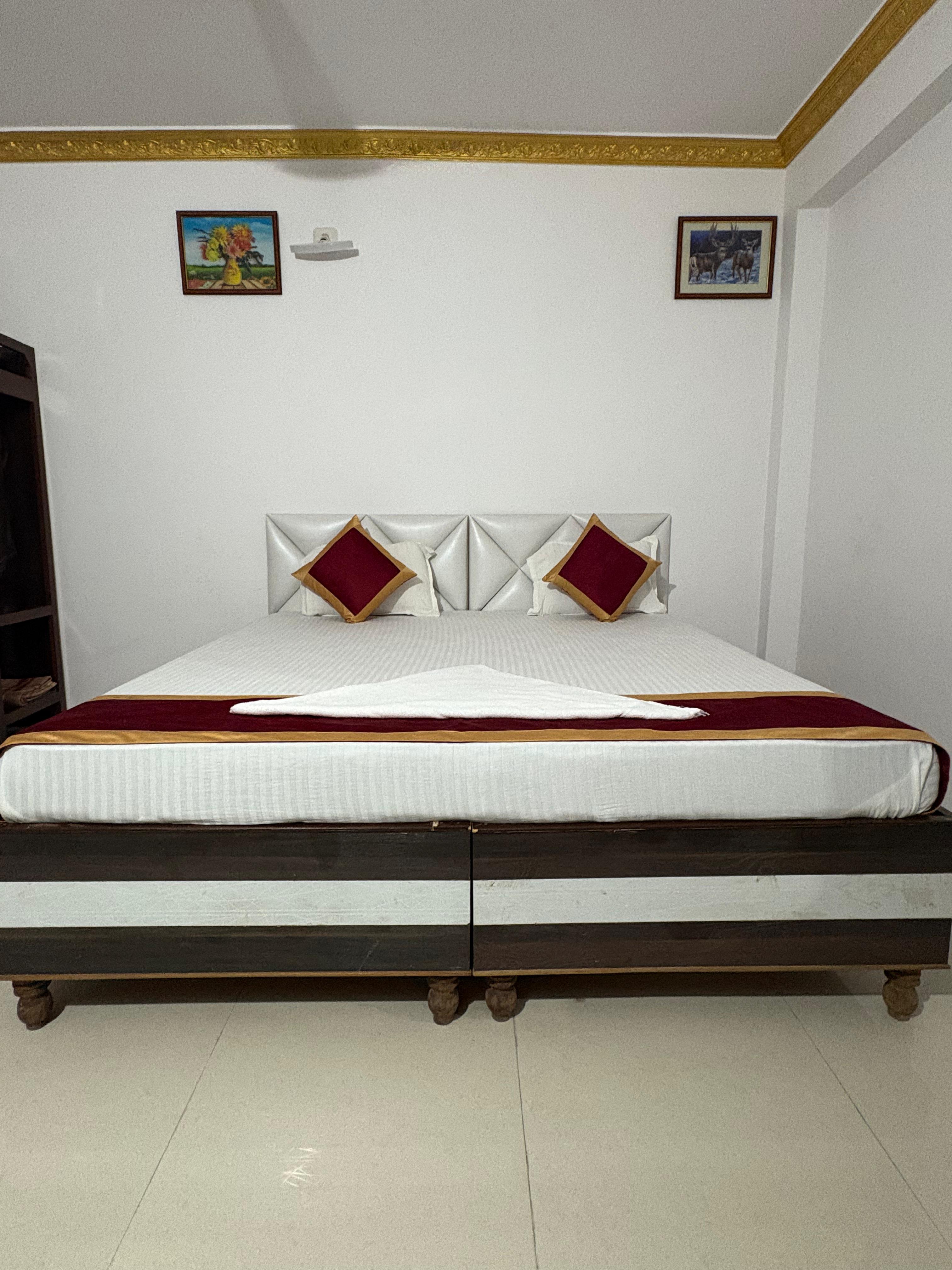 Non AC Room